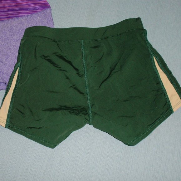 Lot of 2 Under Armour Shorts Tight Bike Purple Green S - Picture 3 of 10